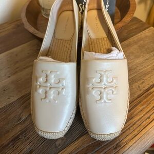 New Tory Burch Cream Leather Espadrille Flats